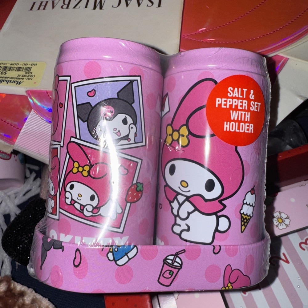 Sanrio Hello Kitty Pink Tin Metal Salt & Pepper Shaker Set Gift Idea 3PC Kitchen